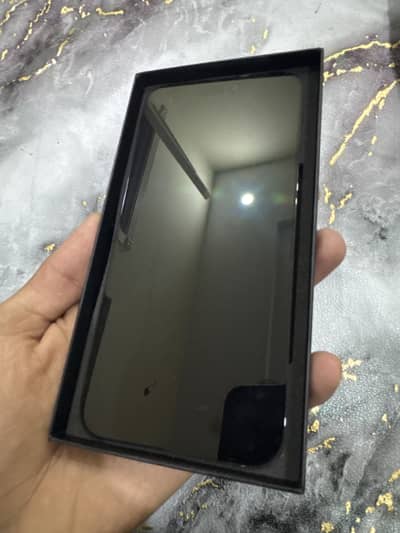 16 pro max pulled out/ genuine LCD Panel