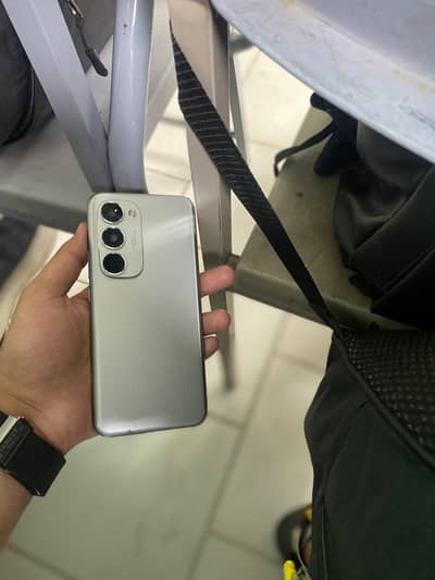 tecno spark 40 pro plus  under warranty  8+8/256