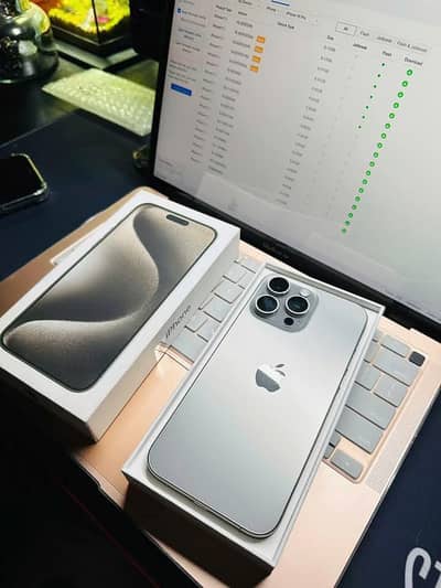 i Phone 8plus, 11,12,13,14,15 pro max on instalment Whatsap 3017395488