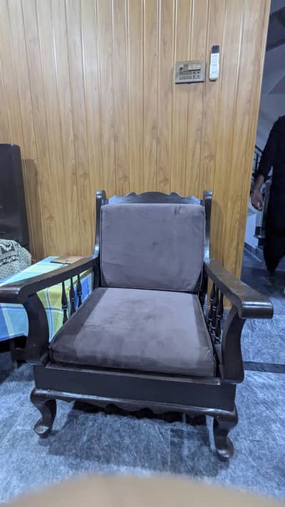 Sofas For Sale Wooden One Very Good Condition Polished 3+1+1 Seater