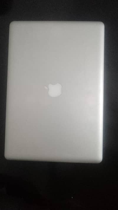Mac book pro 2011 model
