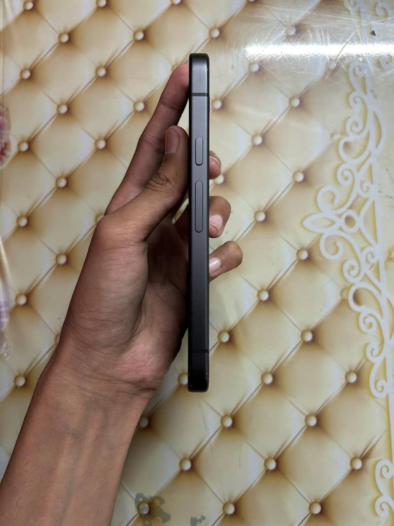 Google pixel 9a (11,12,13,14,15,16,17,7,8,xs,xr,se) 7