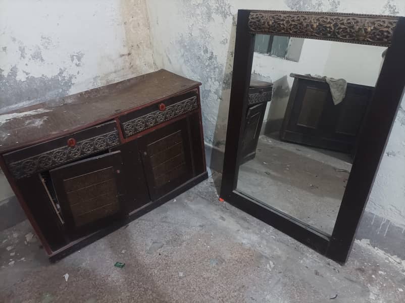 showcase dressing table mirror 1