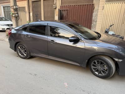 Honda Civic 2020 genuine Mileage 55k