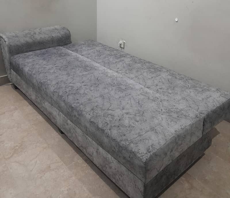 Sofacum bed 1