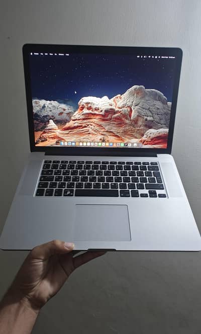 Macbook pro 2015 model (15.4 inches)