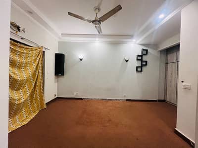 5MARLA UPPER PORTION IN DHA PHASE 3