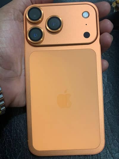 iPhone XR Converted to 17 pro