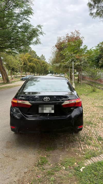 toyota Corolla gli 2015 model