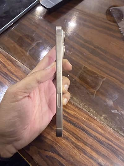 16 pro 128gb official pta