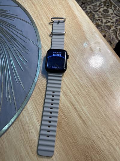 Apple Watch Series 8 45 mm