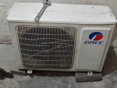 gree ac for sale with 10 foot pipe  only 45k