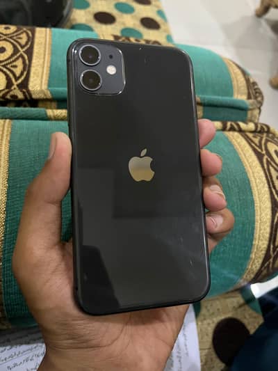 IPHONE 11 BLACK LUSH CONDITION