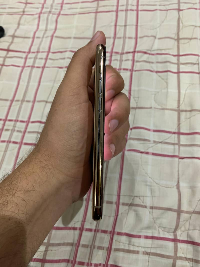 iphone 11 pro 1