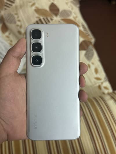 Infinix hot 50 pro plus