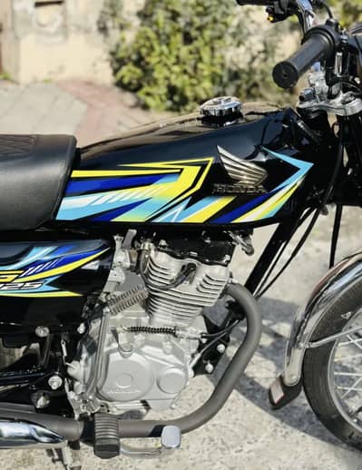 Honda CG 125 2026 Model Sticker