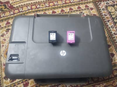 HP printer with cartridge