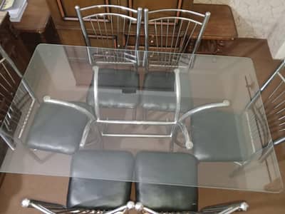 Mirror Dining Table with 6 Chairs – Like New