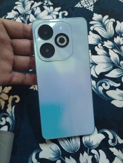 Infinix smart 8 pro 4/4 128