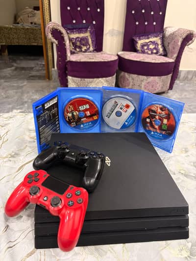 PS4 PRO 1TB WITH 2 CONTROLLERS