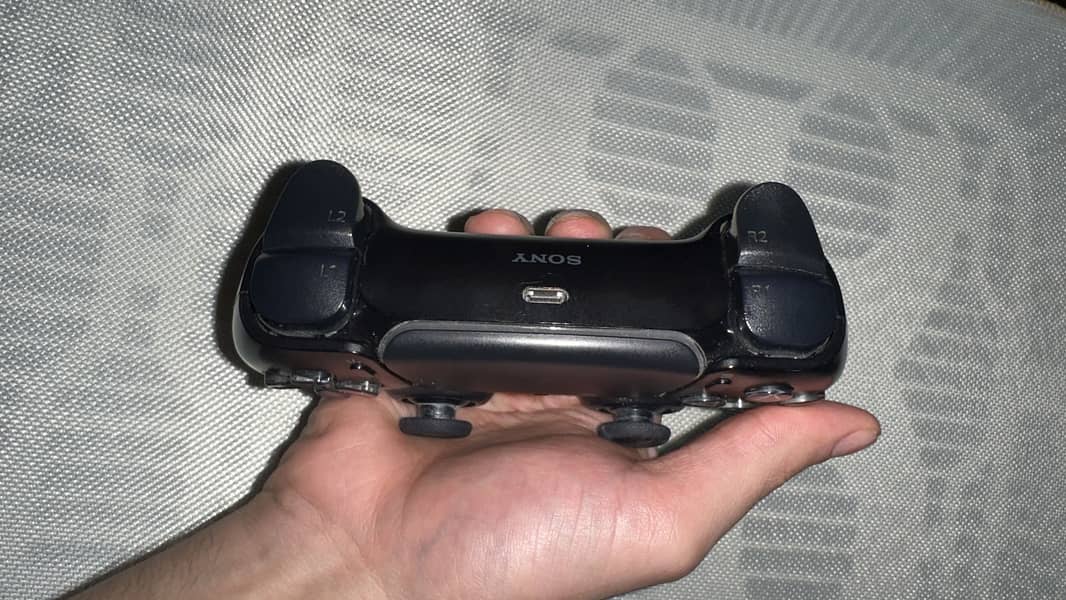PS5 Controller 6