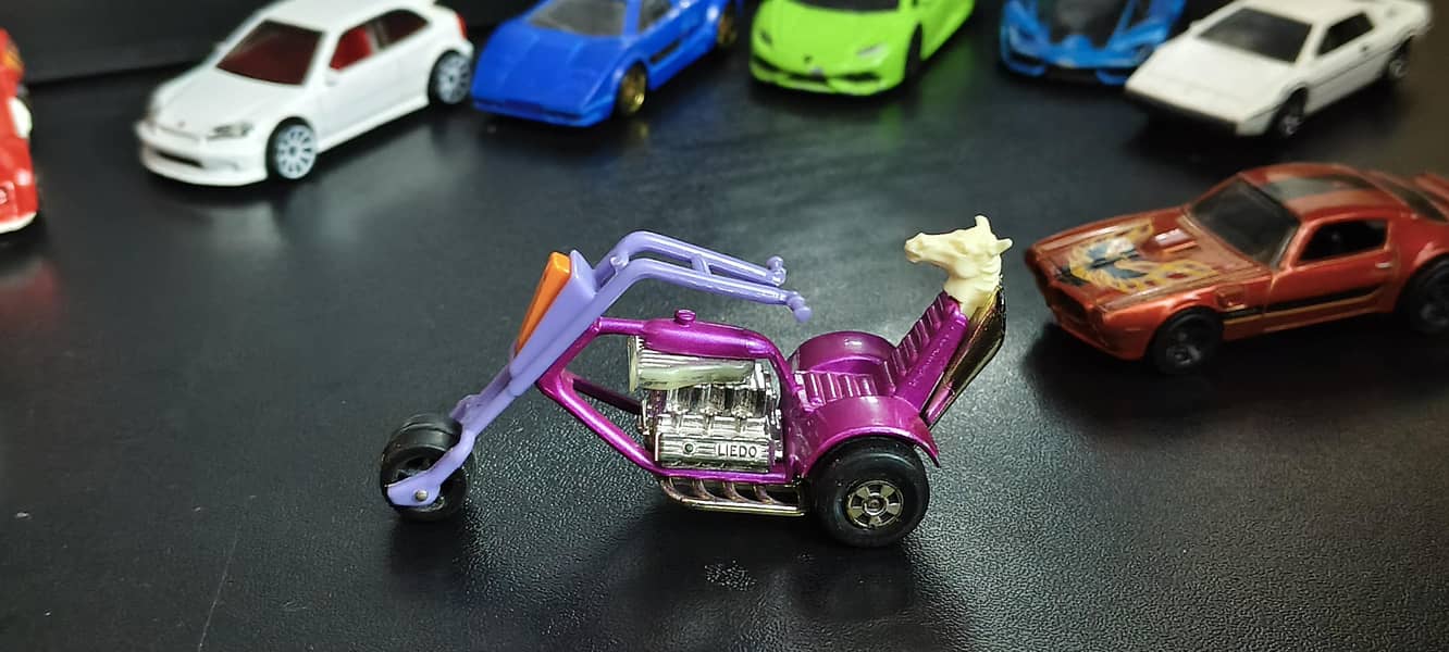 Hotwheels 1
