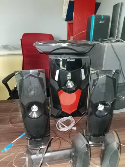 audionic bt 900 and poineer voofer