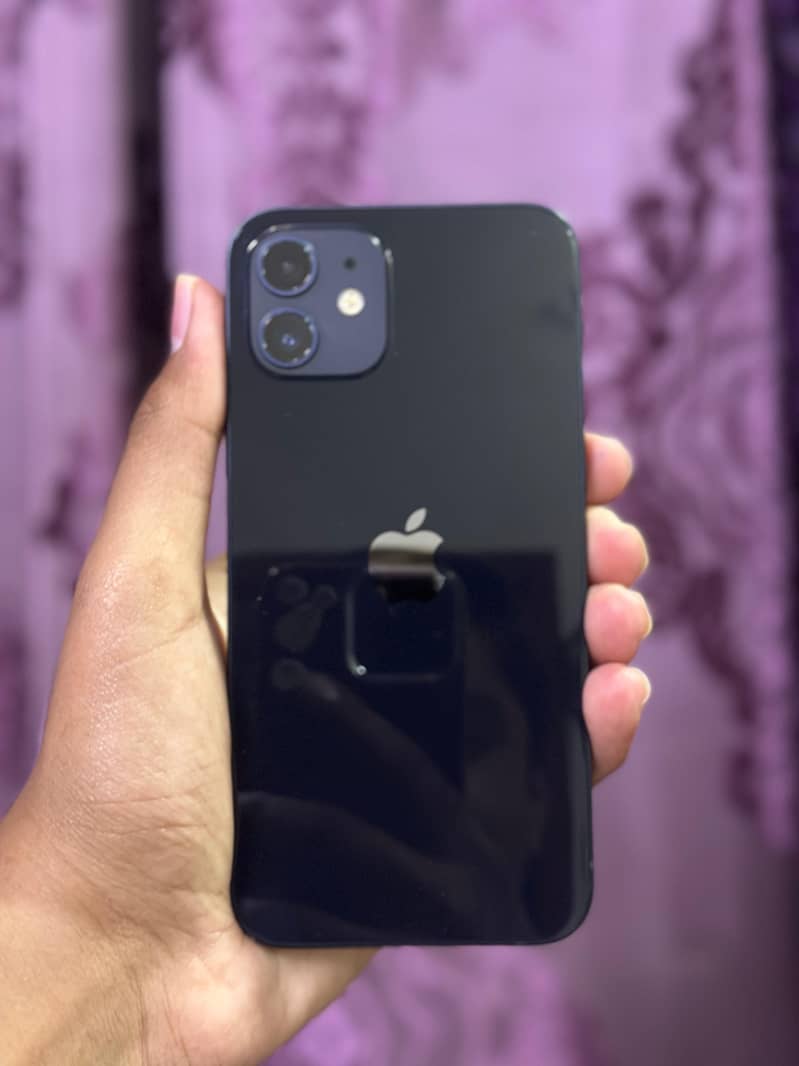 IPHONE 12 0