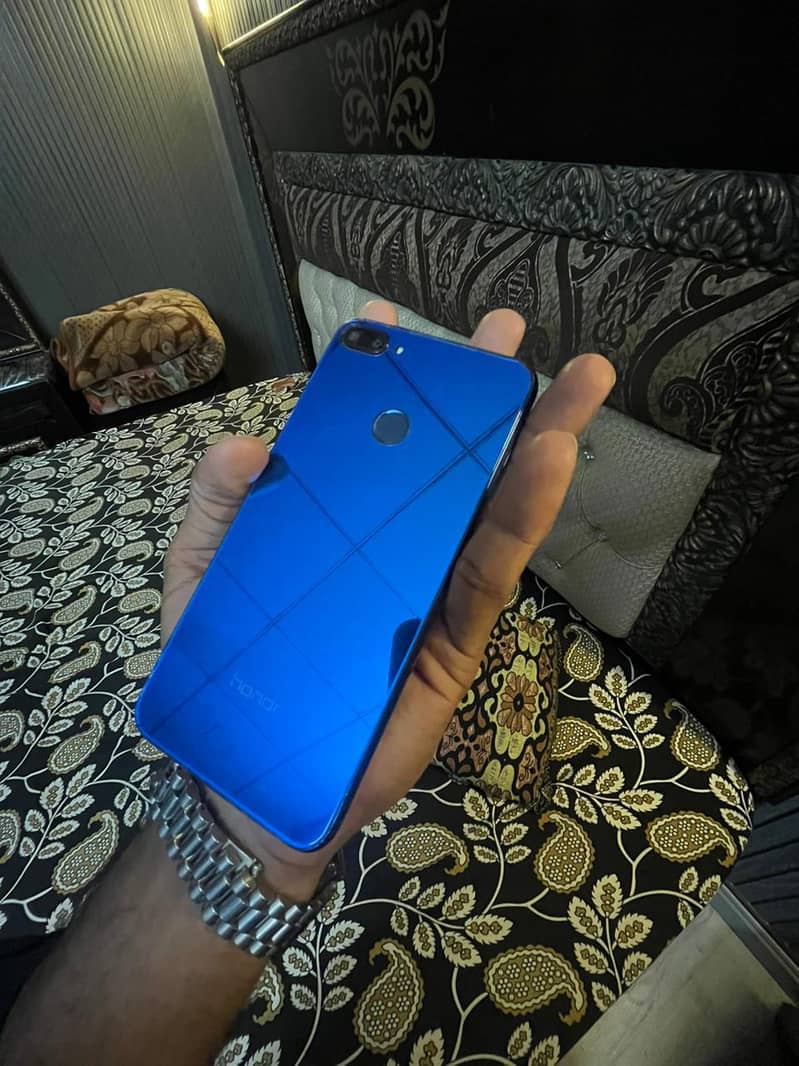 Honor 9n 3