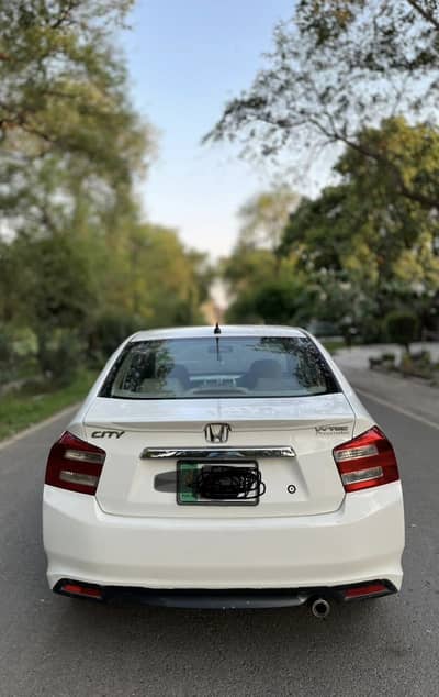 Honda city 2016 total genuine