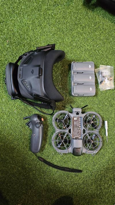 DJI NEO 2 fly more combo 10/10 with check warranty