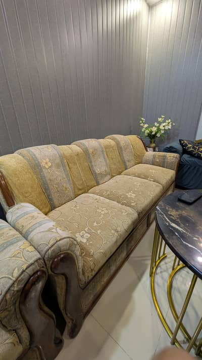 sofa set with a sethi