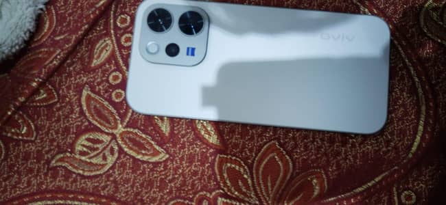 Kuch din hua Liya bilkul new  vivo 5g 512gb