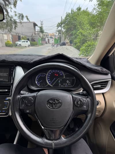 Yaris ativ x 1.5 push start 2022