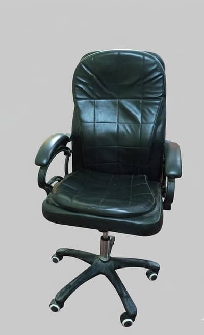 Office Chair Revolving – Good Condition