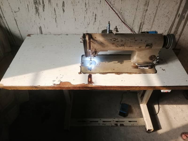 sewing machine 0