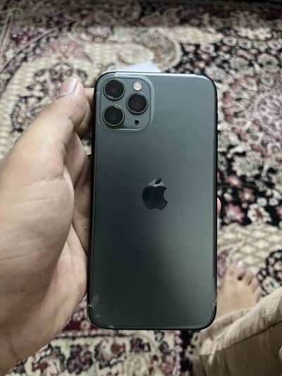 Iphone 11 pro with its box