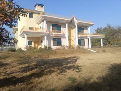 5 Kanal Farm House For Rent For Residential and Commercial Use