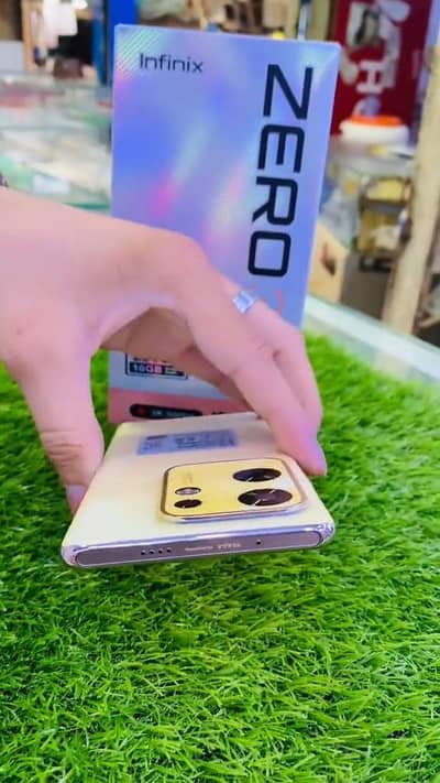 Infinix Zero 30 16Gb Ram 256 Memory Pta Approved. 0344=0059=692