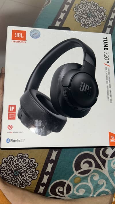 JBL wireless Headphones