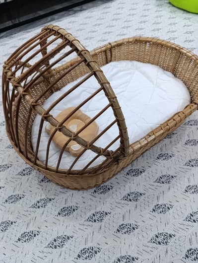 Infants wicker basket/baby cot/infant cot
