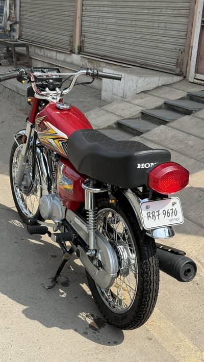 Honda 125 Red 2025 Model Total Geniune