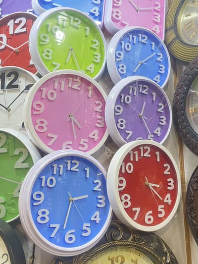 Imported wall clock with 5 years warranty