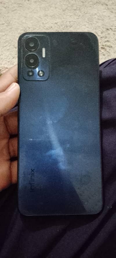Infinix hot 12