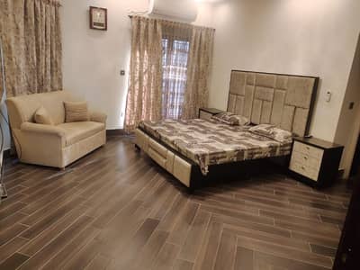 01 KANAL FURNISHED UPPER PORTION LOWER LOCKED FOR RENT IN JOHAR TOWN LAHORE