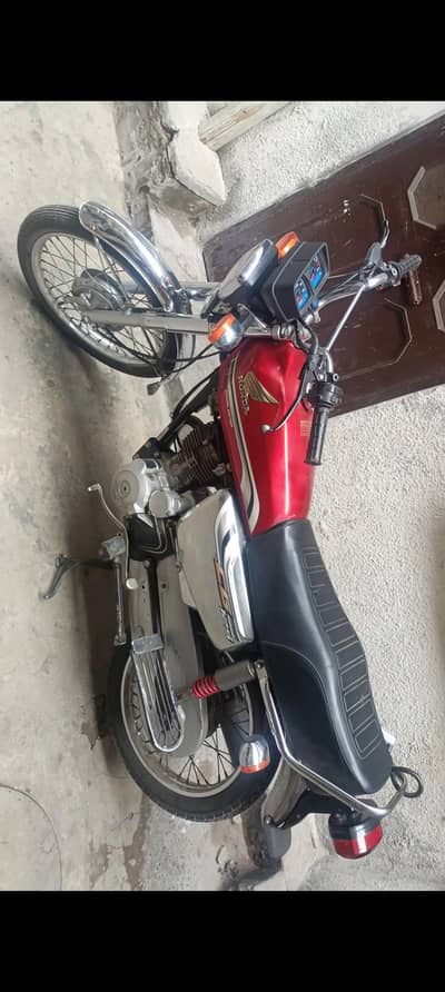 Honda 125 special edition batter then Suzuki gd 110,110s,Yamaha,YBR,