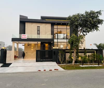 01 Kanal Luxury Ultra Modern House DHA Phase 7, Lahore. Near McDonald Park