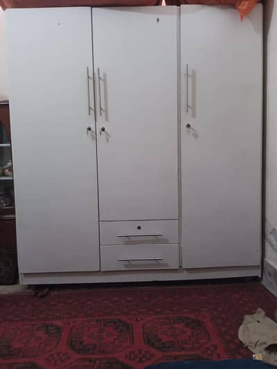 new almari not more used like a new