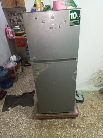 haier fridge hrf 186