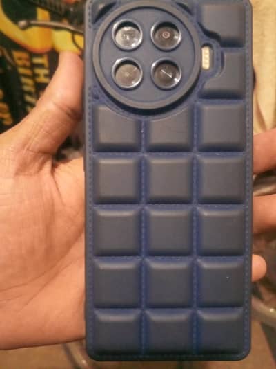 Tecno spark 20 pro plus